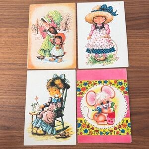 4 Vintage Style Greeting Cards Set
